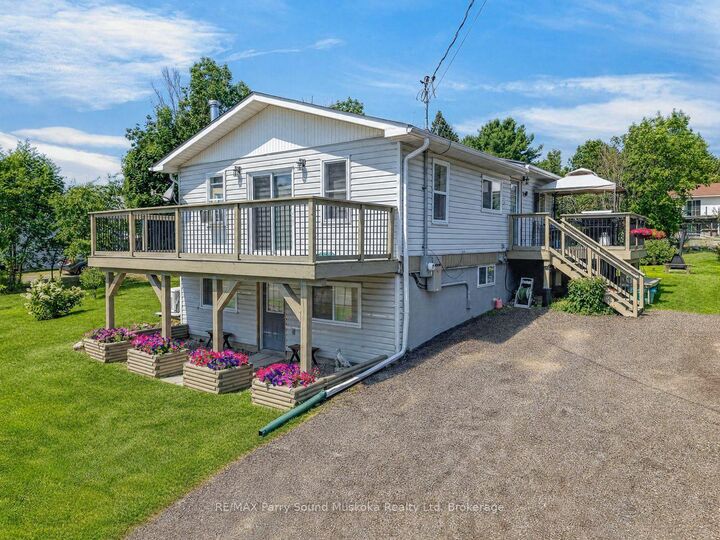 Property Photo:  22 Ahmic Street  ON P0A 1A0 