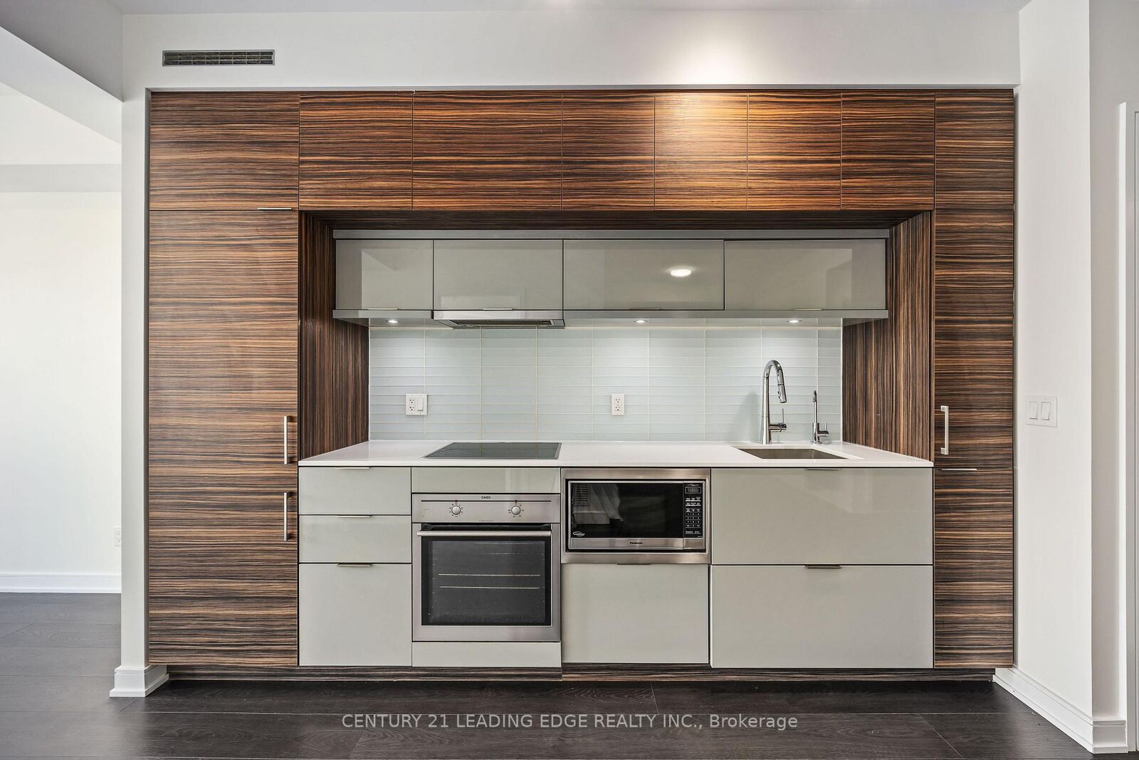 Property Photo:  88 Scott Street 2703  ON M5E 0A9 