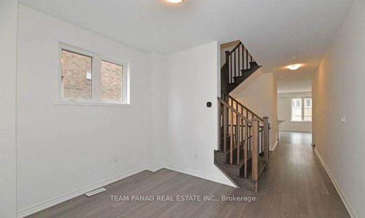 Property Photo:  88 Keppel Circle Upper  ON L7A 0B6 