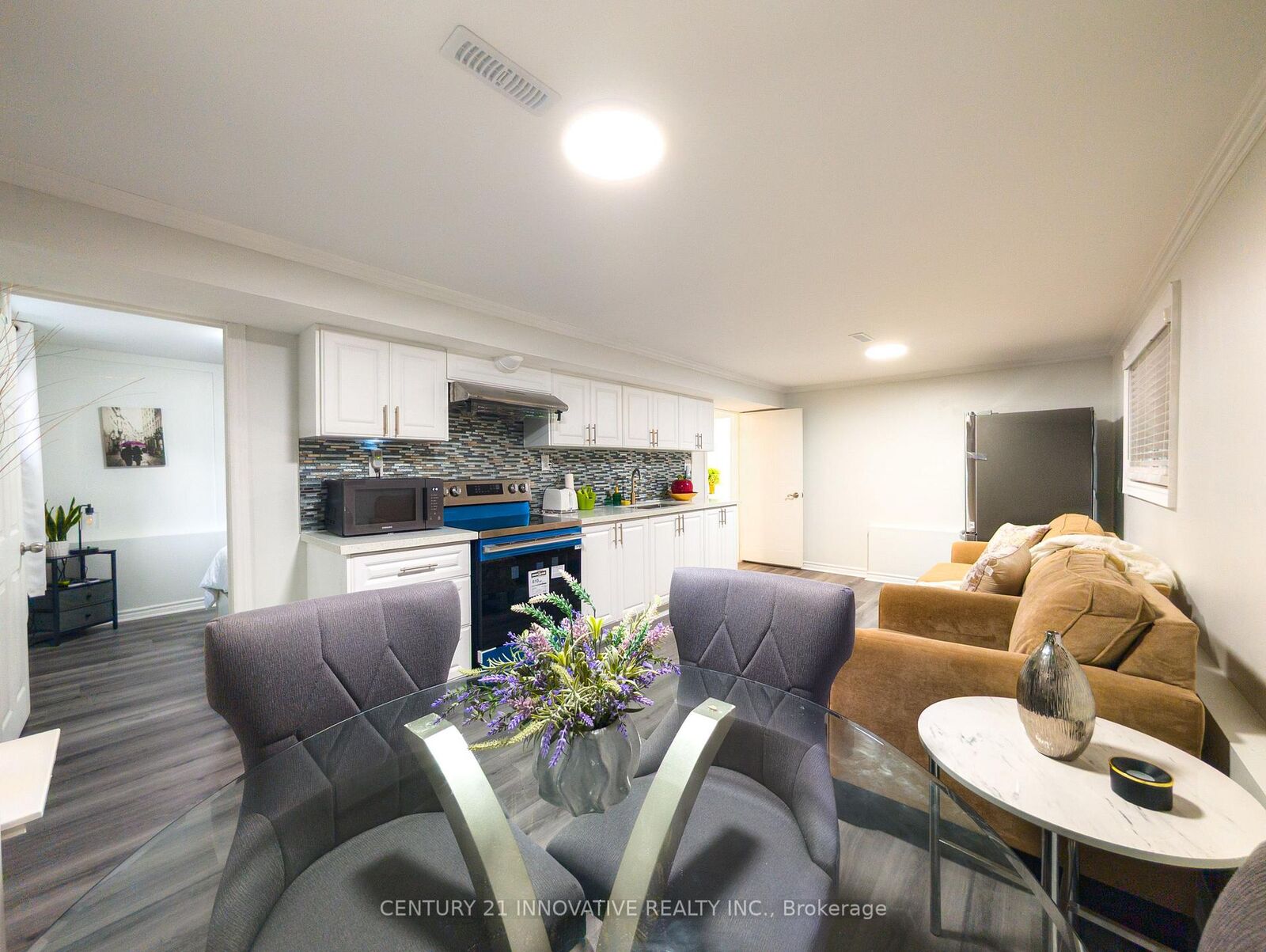 Property Photo:  71 Cherry Blossom Crescent Bsmt  ON L1E 1G6 