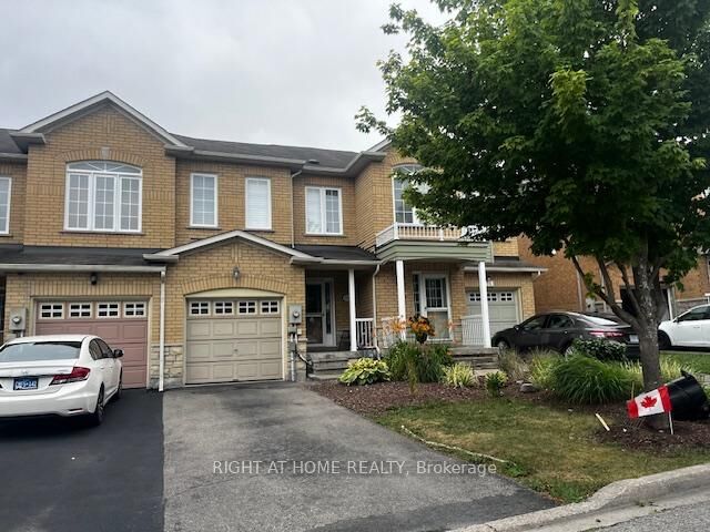 Photo de la propriété: 558 Legresley Lane ON L3Y 8R6