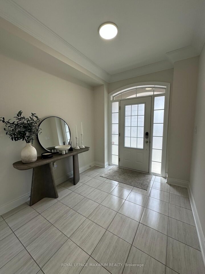 Property Photo:  42 Ingleside Street  ON L4L 0H9 