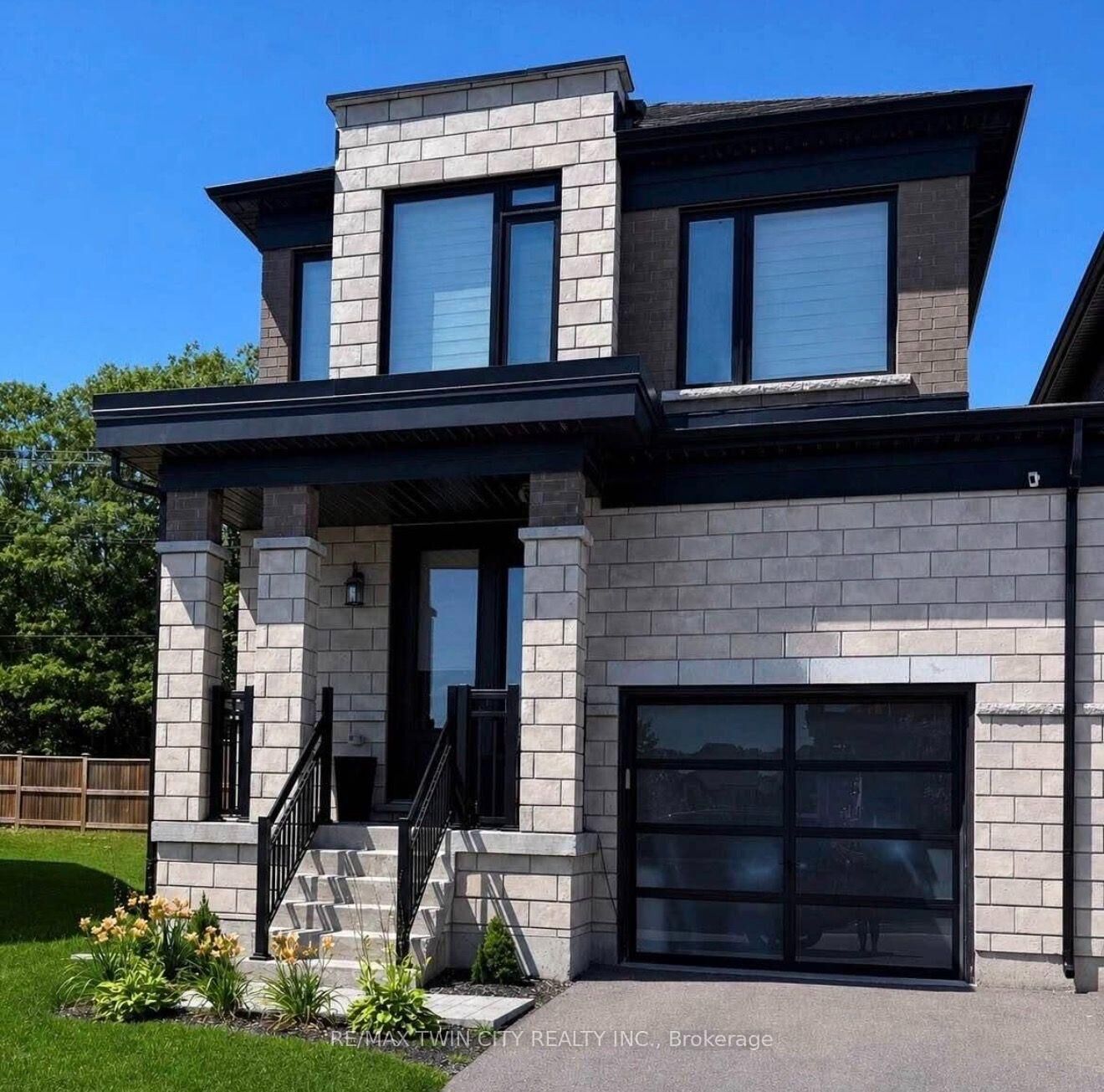 Property Photo:  135 Huntingford Trail  ON N4T 0M3 
