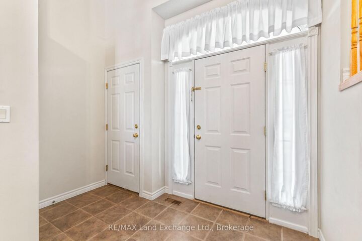 Property Photo: 513 Peirson Avenue ON N0H 2C1