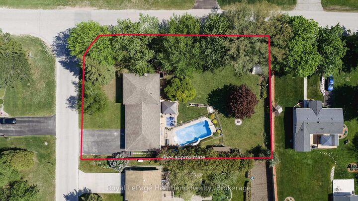 Property Photo: 36589 Dunlop Drive ON N7A 3Y1