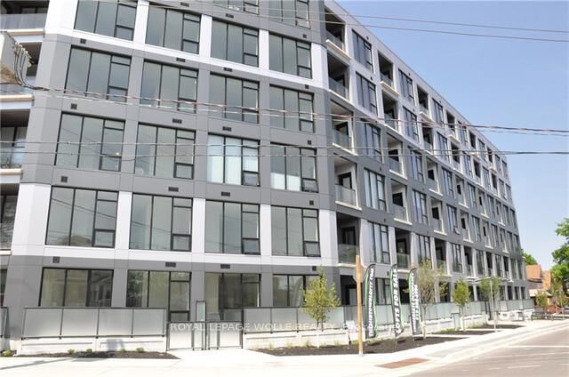 Property Photo:  690 King Street W 116  ON N2G 0B9 