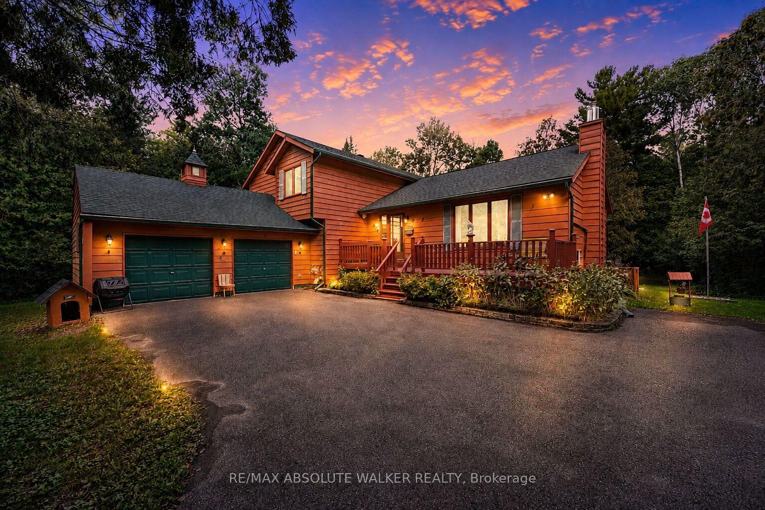 Property Photo:  219 Deerwood Drive  ON K0A 2H0 