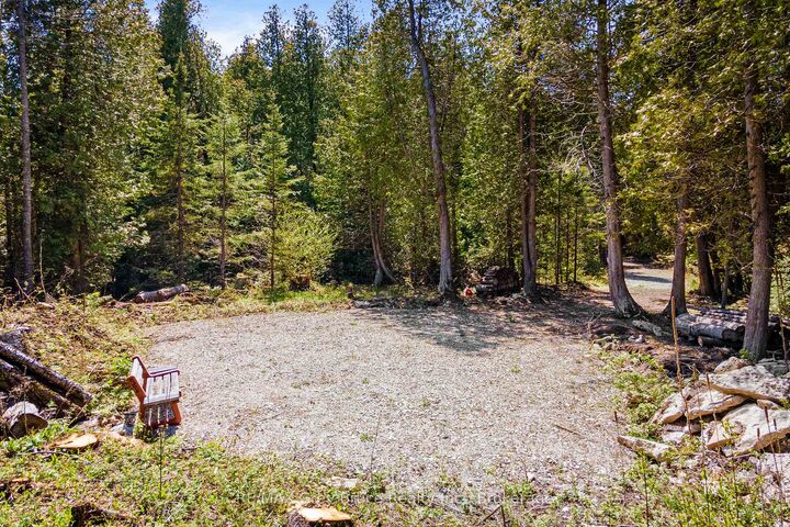 Property Photo: 228 Corey Crescent ON N0H 2R0