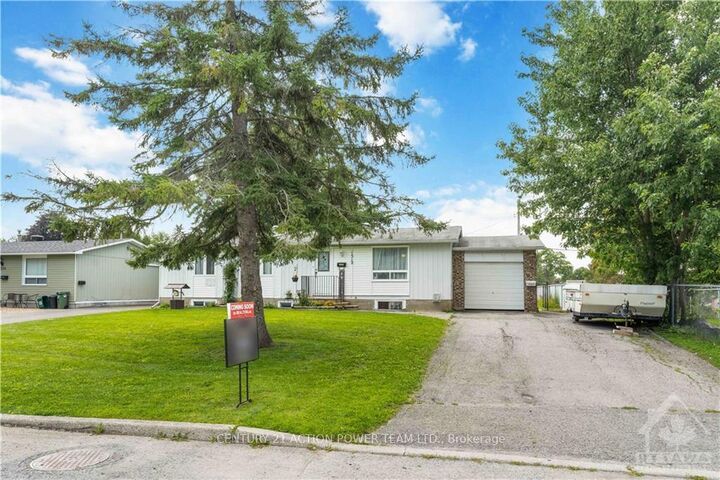 Property Photo: 1512 Blackheath Street N ON K1E 1K7