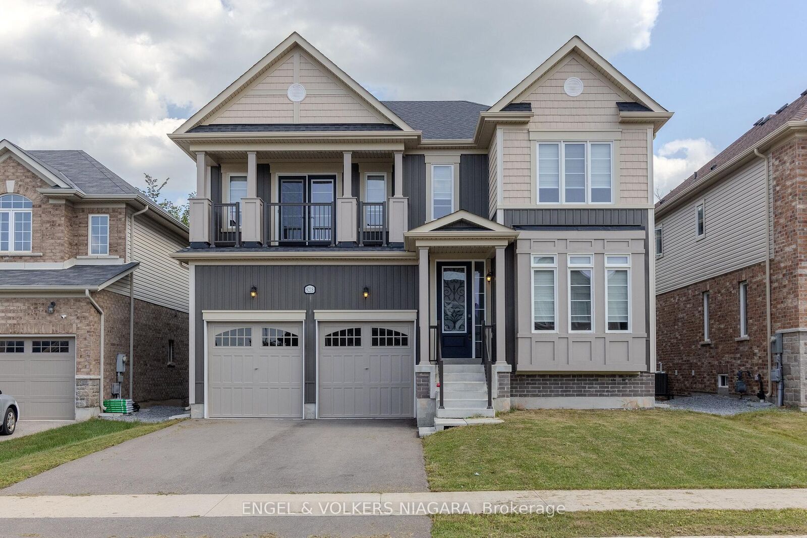 Property Photo: 9218 White Oak Avenue ON L2G 0E9