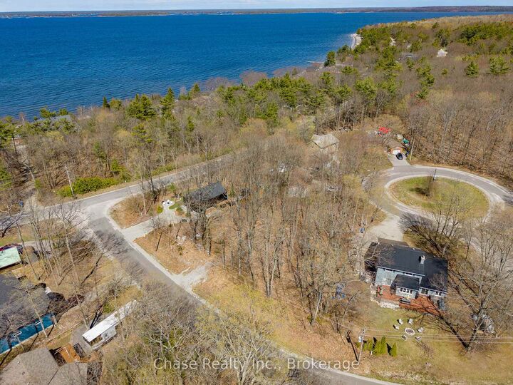 Property Photo:  7 Oneida Crescent  ON L9M 0B2 