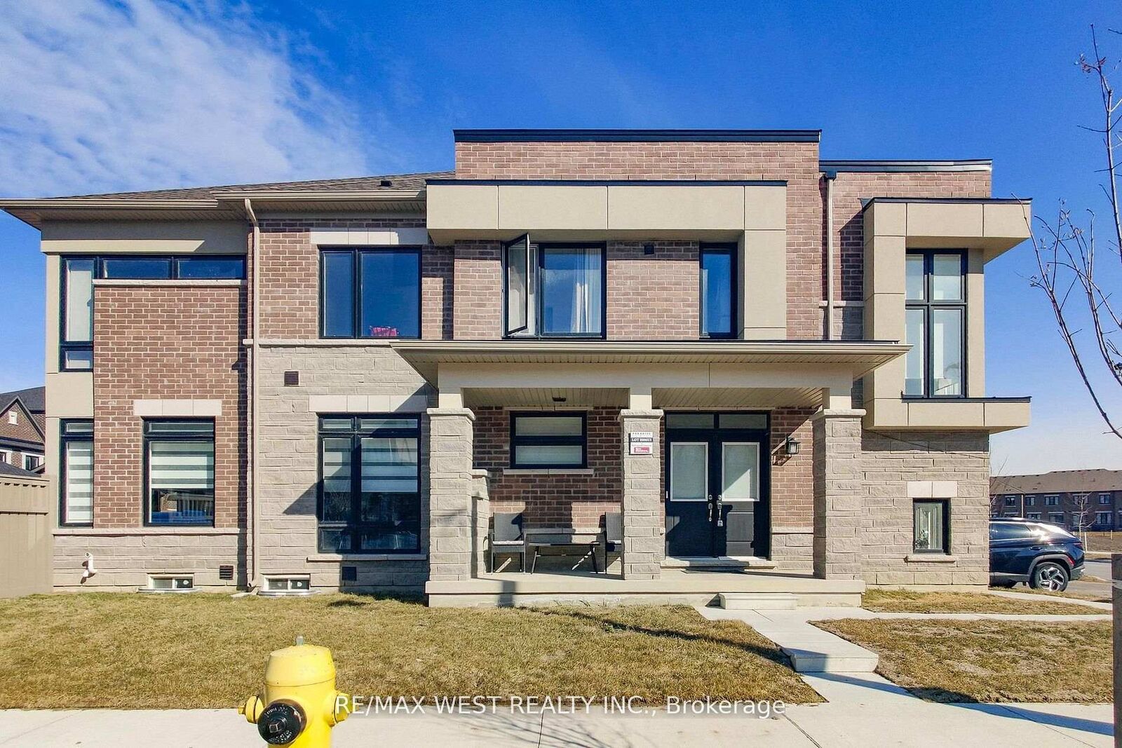 Property Photo:  4 Haldimand Street  ON L4J 7R9 