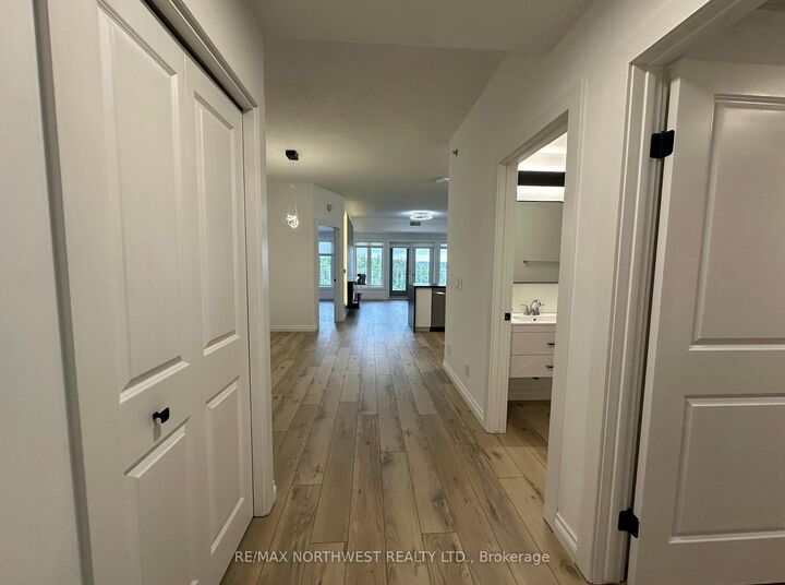 Property Photo:  604 - 5 Bay Road  ON P9N 3P3 