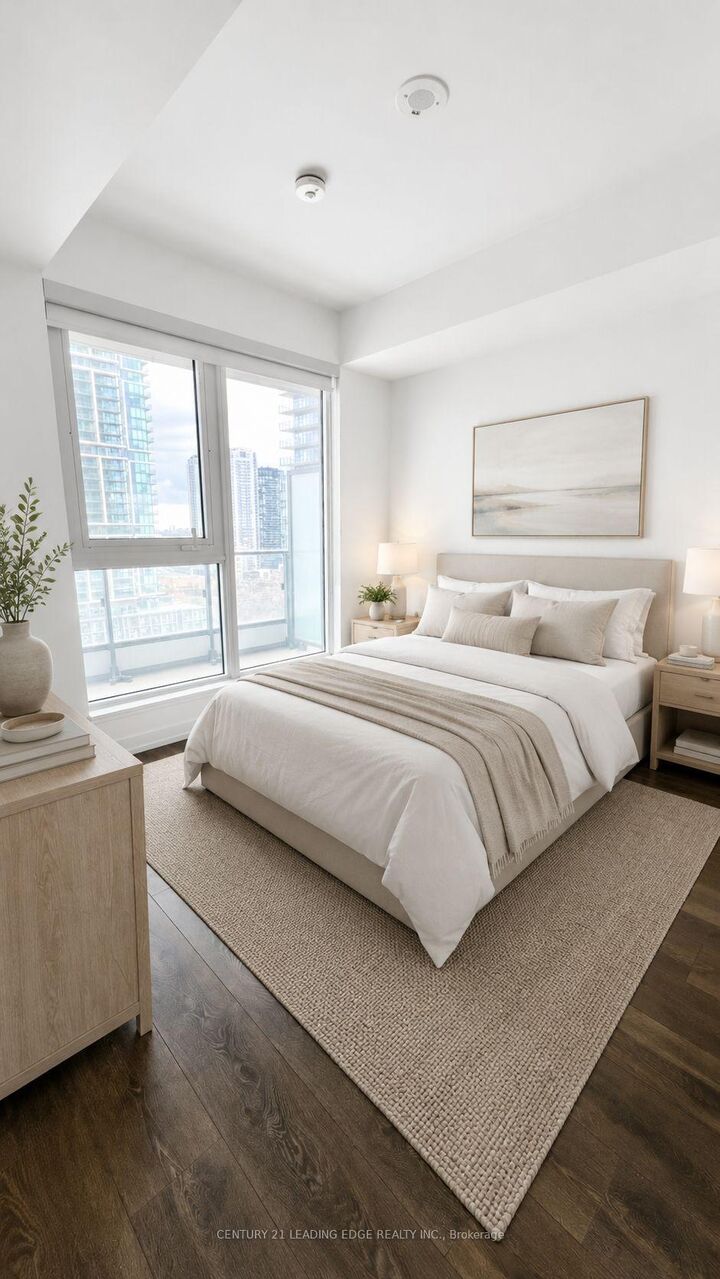 Property Photo:  950 Portage Parkway 1805  ON L4K 0J7 