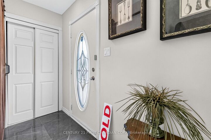Photo de la propriété:  138 Harding Crescent  ON N6E 1G3 