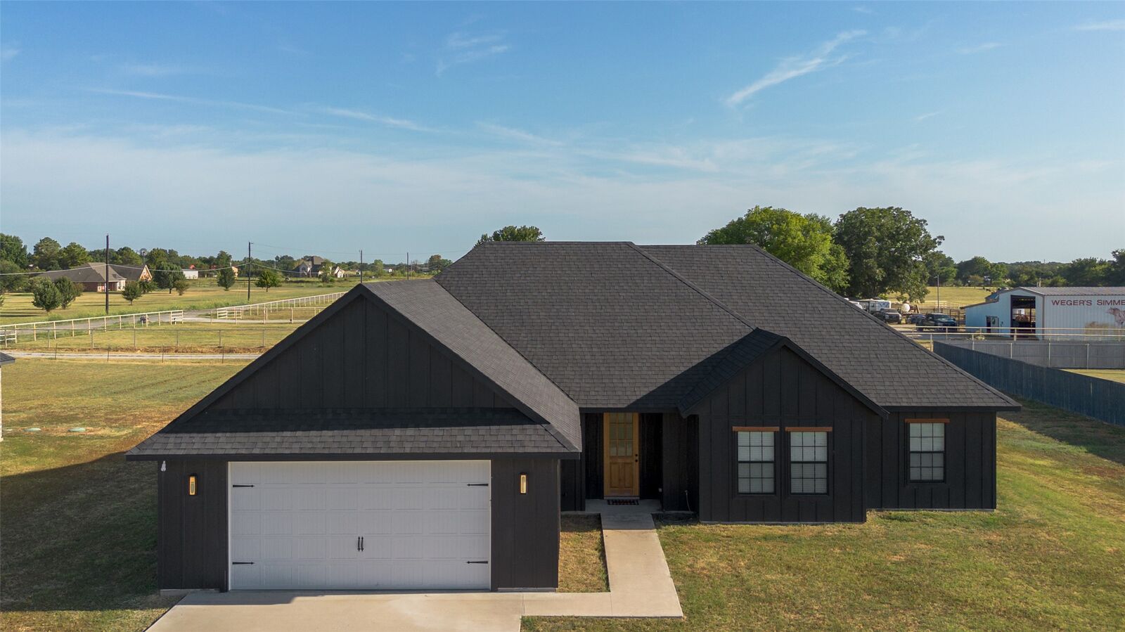 Property Photo:  33 Bull Run  OK 74730 