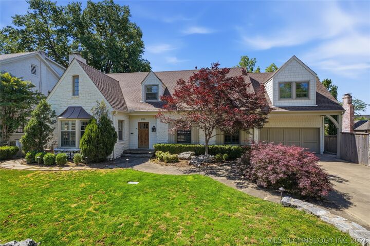 Property Photo: 2126 E 24th Street OK 74114