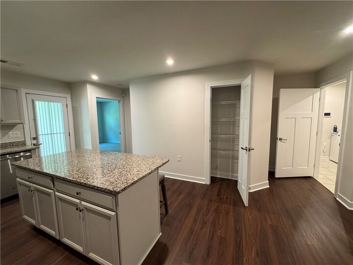 Property Photo:  4 Englefield Drive  SC 29644 