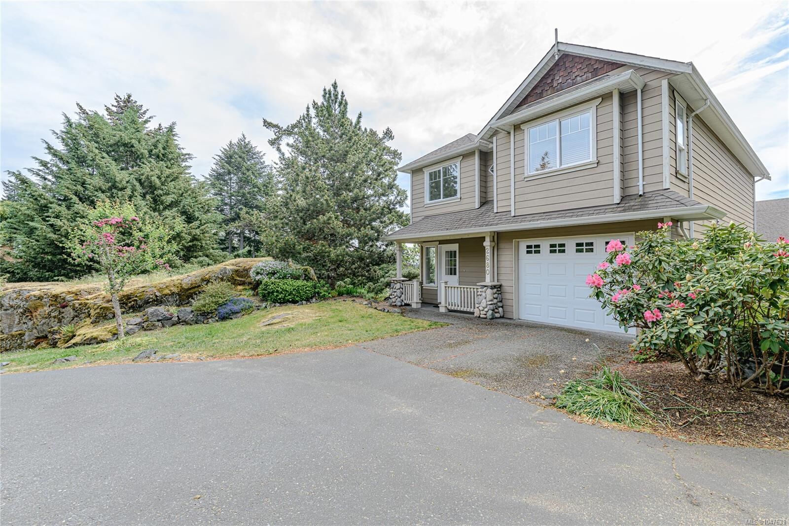 Property Photo: 2680 Millpond Terr BC V9B 6A4