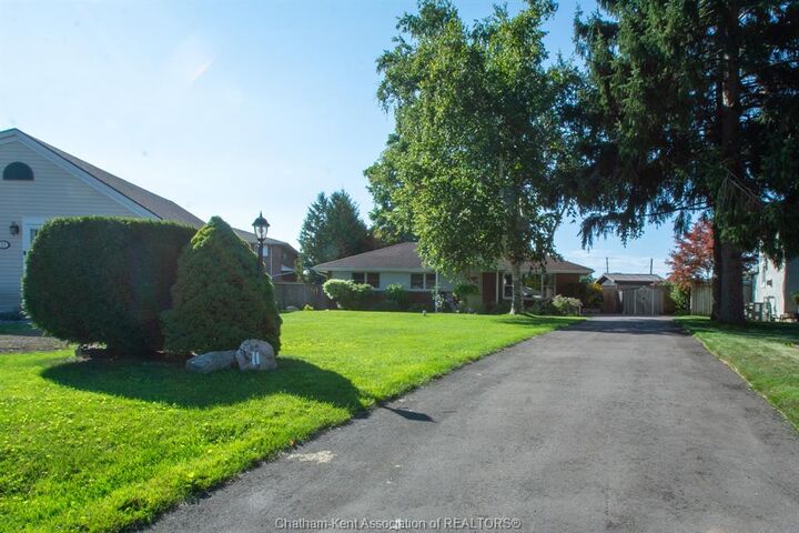 Property Photo: 11 Oriole Parkway ON N7M 5J5