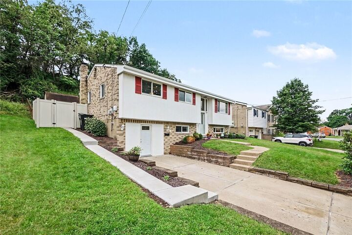 Property Photo: 80 York Drive PA 15214