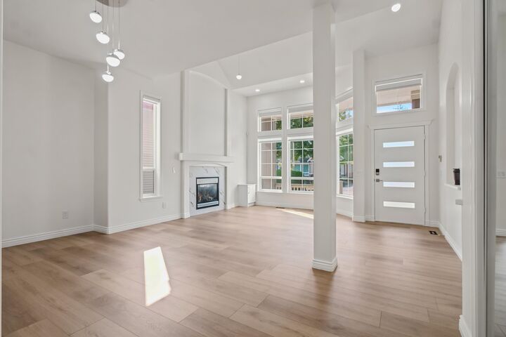 Property Photo: 14425 58th Avenue BC V3S 1Y3