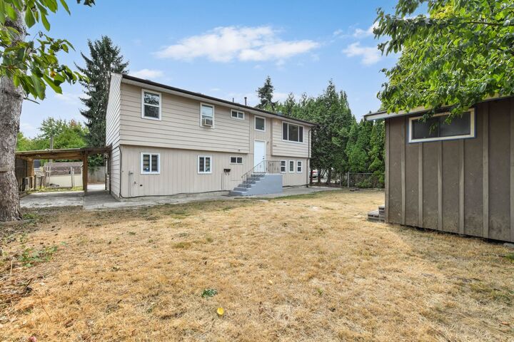 Property Photo: 17424 64 Avenue BC V3S 1Y9