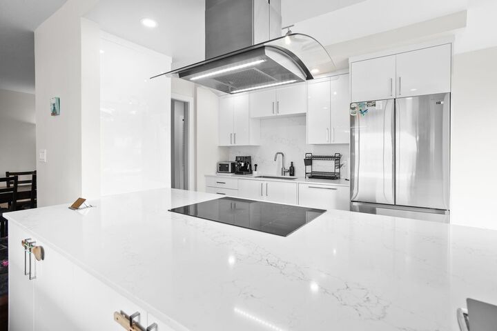 Property Photo:  98 Tenth Street 601  BC V3M 6L8 