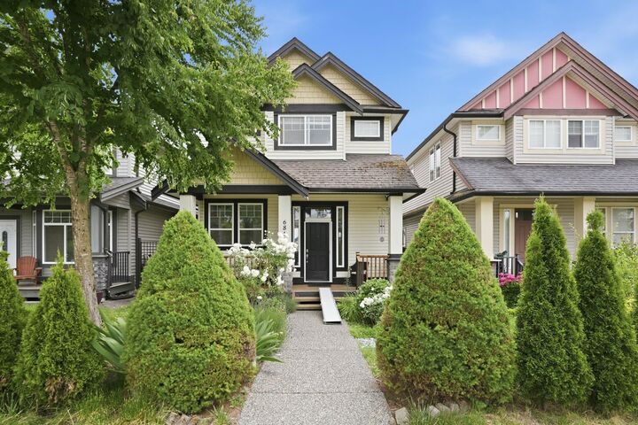 6814 192 Street — photo 1