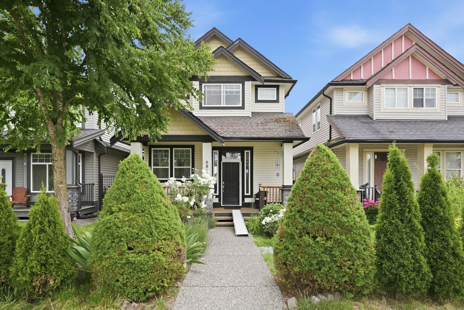 Property Photo: 6814 192 Street BC V4N 0B5