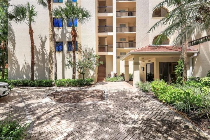 Property Photo:  6520 Valen Way 104  FL 34108 