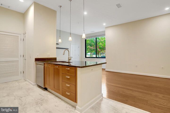 Property Photo:  2451 Midtown Avenue 104  VA 22303 