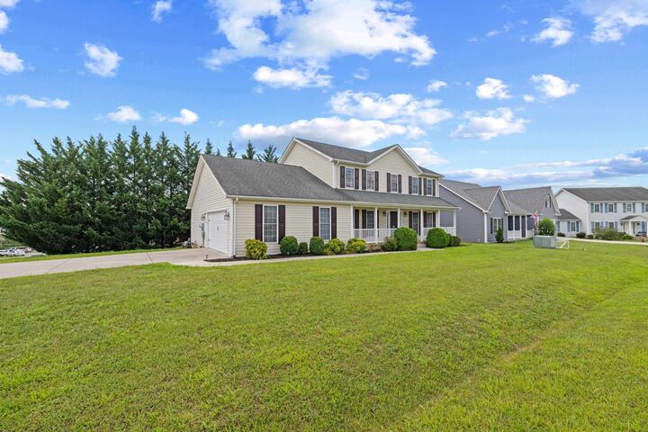Property Photo:  26 Devonshire Ct  VA 22939 