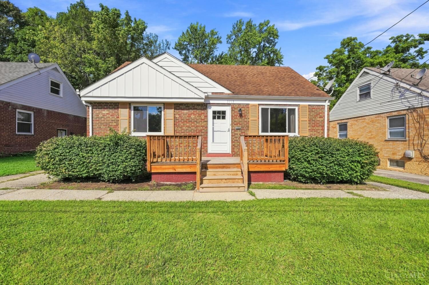 Property Photo:  5719 Kiefer Court  OH 45224 