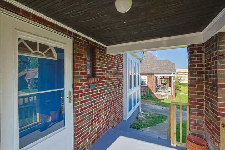 Property Photo:  1117 Regent Avenue  OH 45237 