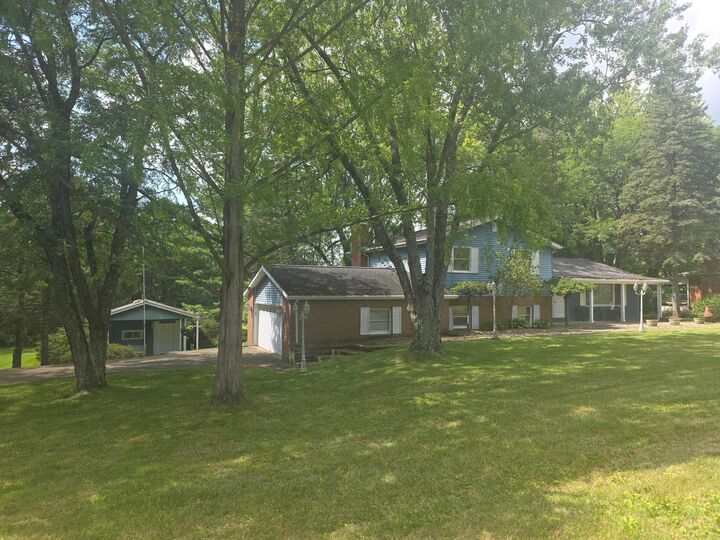 Property Photo: 392 Twitchell Road OH 44903