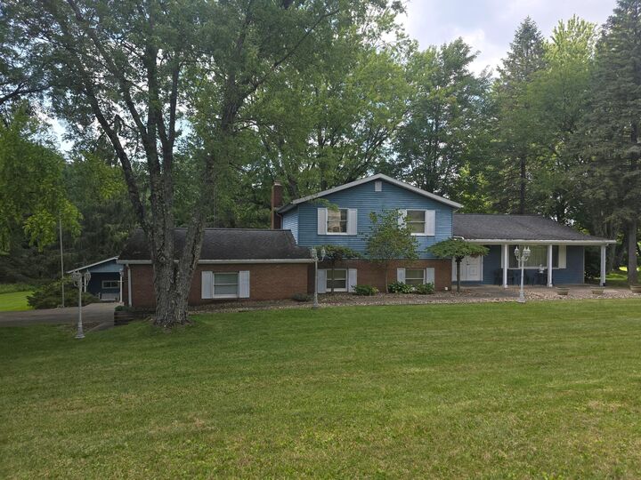 Property Photo:  392 Twitchell Road  OH 44903 