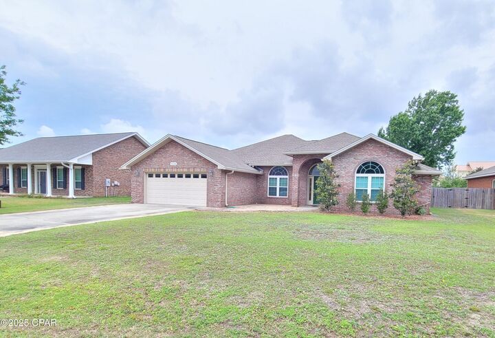 Property Photo:  1224 Huntington Ridge Road  FL 32444 