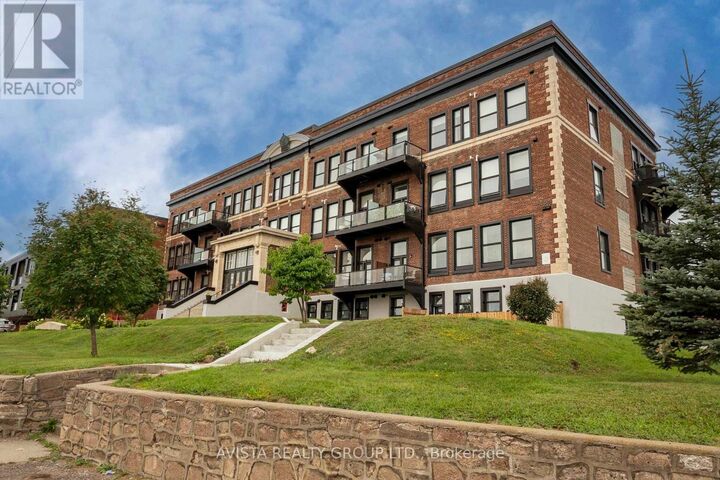 96 High St North Suite 2413 — photo 1