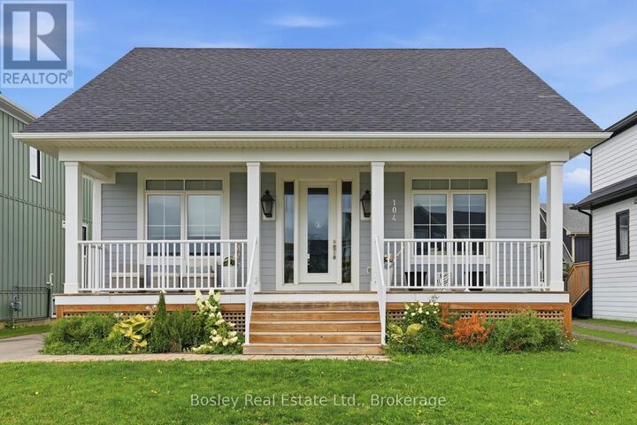 104 Sycamore Street — photo 1