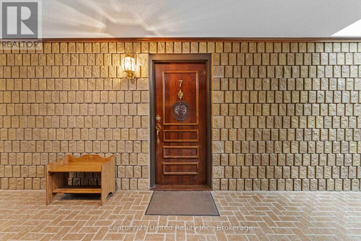 Property Photo: 680 Whitaker Street 7 ON K9H 7J9