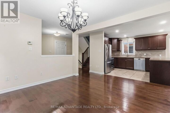 Property Photo: 400 Skyline Avenue 6 ON N5X 0B3