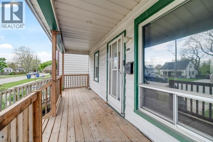 Property Photo: 3574 Bloomfield Rd. ON N9C 1R7