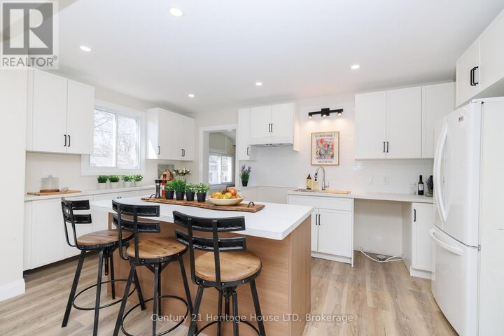 Property Photo: 197 Murray Street ON L2A 2B7