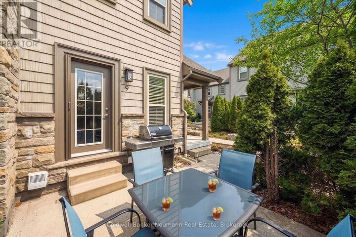 Property Photo:  100 Frederick Drive 9  ON N1L 0H6 