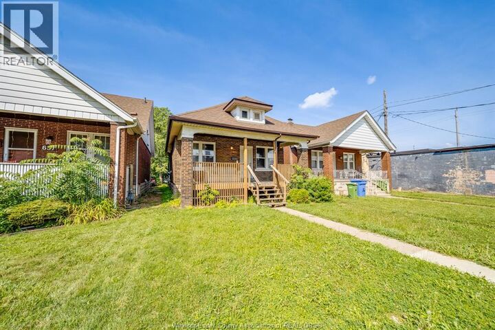 Photo de la propriété:  631 Rankin Avenue  ON N9B 2R8 