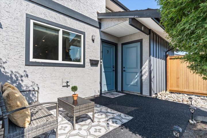 Property Photo: 45927 Lewis Avenue 7 BC V2P 3C3