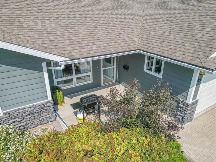 Property Photo: 49 Baffin Lane MB R7A 4P1