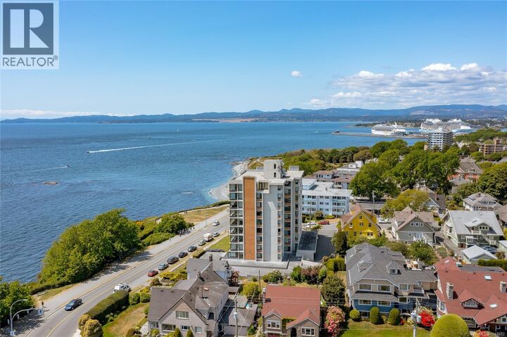 Property Photo: 670 Dallas Road 702 BC V8V 1B7