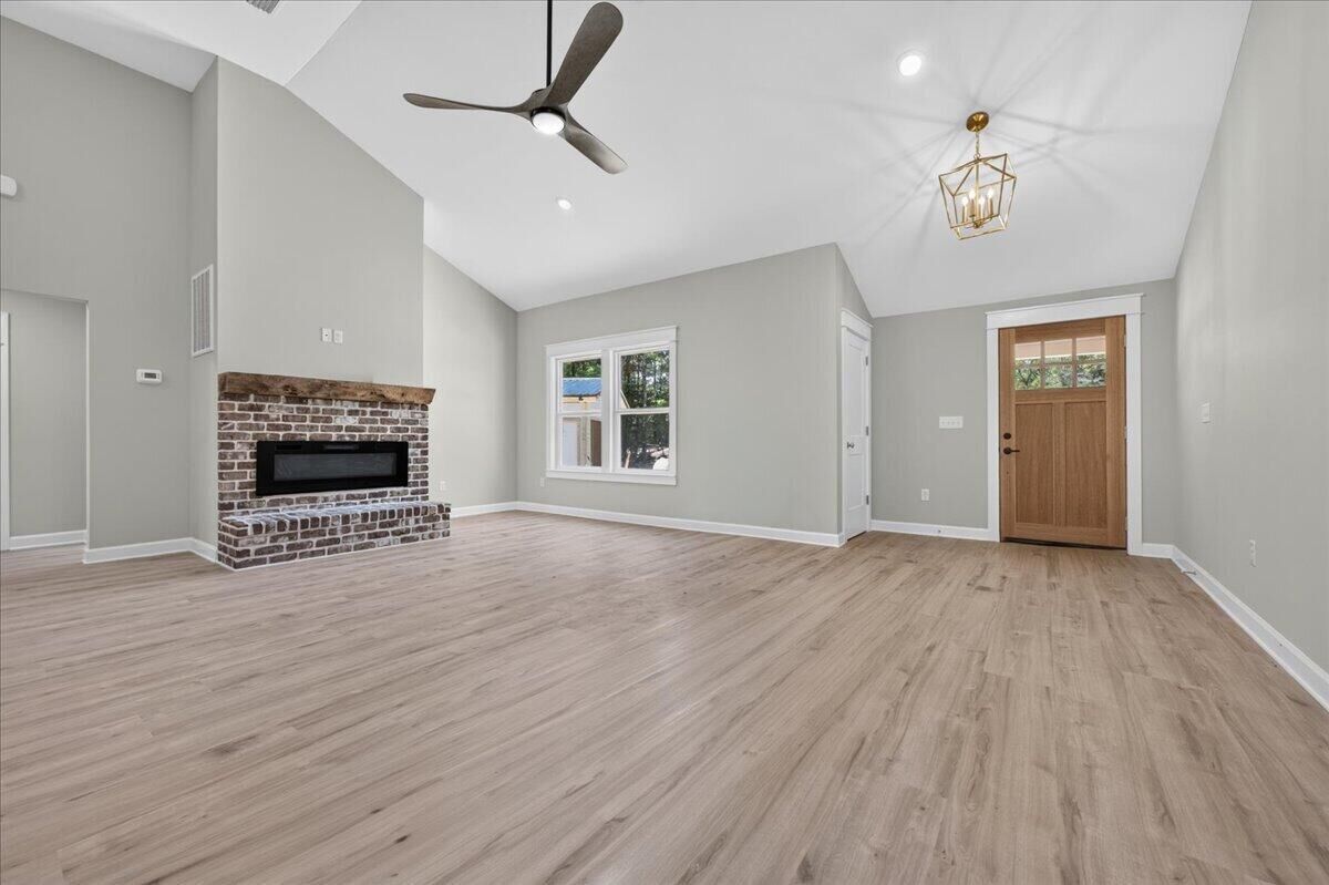Property Photo:  109 Spring Hill Road  FL 32433 